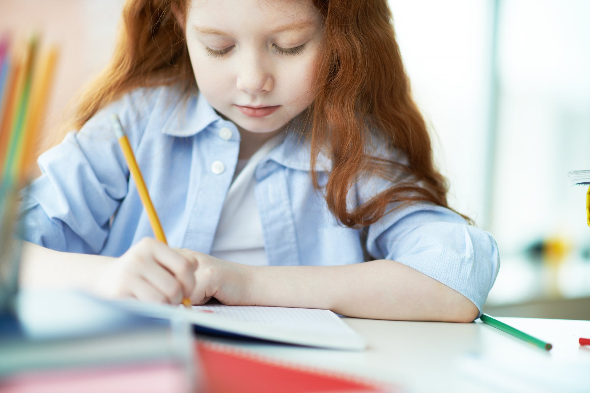 Aide aux devoirs, garde d'enfants